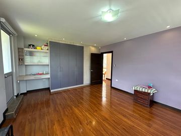 ESPECTACULAR CASA DE LUJO EN CHARASOL