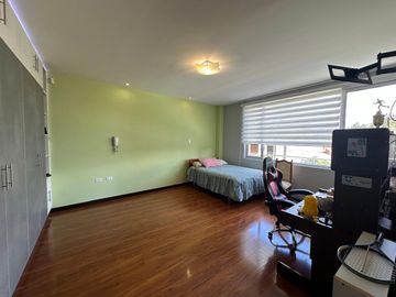 ESPECTACULAR CASA DE LUJO EN CHARASOL