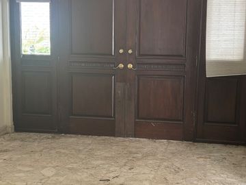 casa 1 piso Miravalle para remodelar totalmente