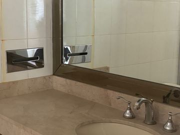casa 1 piso Miravalle para remodelar totalmente