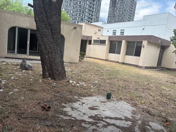casa 1 piso Miravalle para remodelar totalmente