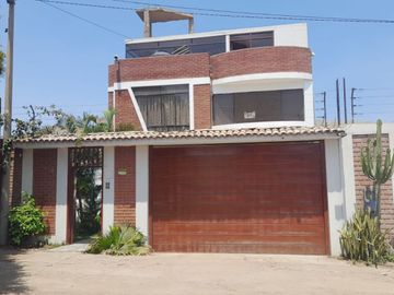 SE VENDE UNA HERMOSA CASA DE PLAYA EN EL BALNEARIO DE SANTA ROSA