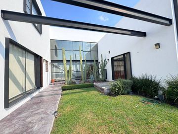 CASA EN VENTA CAMINO A VISTA REAL