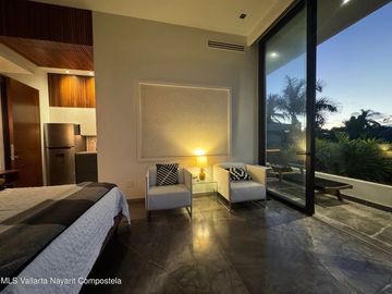 Villa de lujo a la venta en Los Canales de Nuevo Vallarta