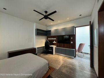 Villa de lujo a la venta en Los Canales de Nuevo Vallarta