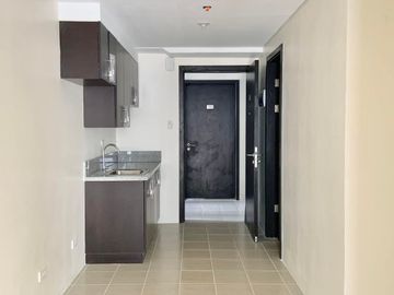 17,000 Monthly NO Downpayment Rent to Own Condominium in Ugong Pasig near Tiendesitas, C5, Megamall, Ortigas & Eastwood