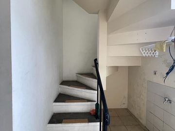 Disewakan Rumah Fontainebleau Golf Residence BSD City Tangerang Selatan Luas Mewah Bagus Nyaman Siap Huni