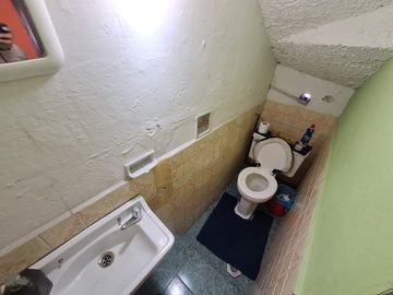 OPORTUNIDAD VENDO CASA INDEPENDIENTE + DUPLEX SECTOR LAS CASAS, IDEAL VIVIENDA, EMPRESAS