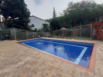 CASA AMPLIA MELENDEZ