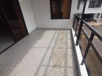 CASA AMPLIA MELENDEZ