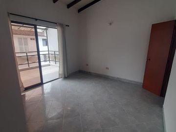 CASA AMPLIA MELENDEZ