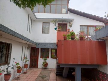 En Venta Casa Rentera Redondel Atahualpa - Sur de Quito