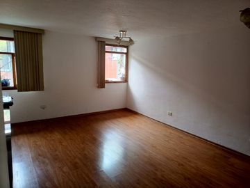 En Venta Casa Rentera Redondel Atahualpa - Sur de Quito