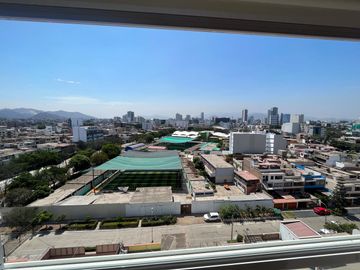 Moderno Y Funcional Flat En Lindo Edificio Santa Catalina 62 M2 Mas Cochera