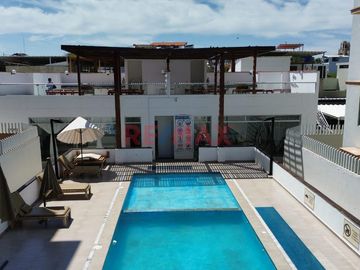Venta De Departamento Con Estacionamiento En Cond.Laguna Del Chipe // ID: 1135552