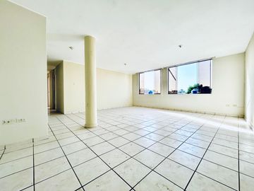 Departamento en Puente Blanco con Terraza, en venta!