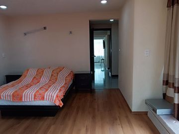 Casa en venta, 3 niveles, jardín en excelente estado de conservación, cerca de Apizaco Tlaxcala.