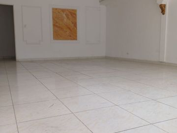 VENTA CASA BARRIO GRANADA - NORTE CALI