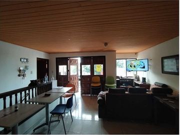 VENTA CASA BARRIO GRANADA - NORTE CALI