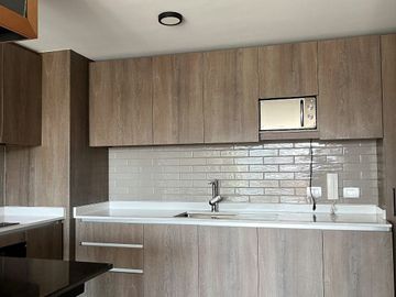 Se vende departamento 1 d. bx, bd, edificio Nuevo.-