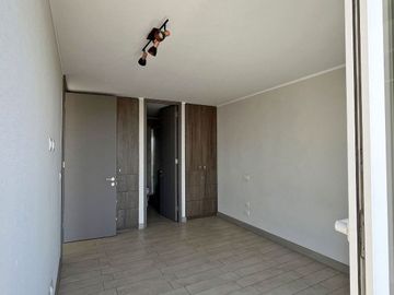Se vende departamento 1 d. bx, bd, edificio Nuevo.-