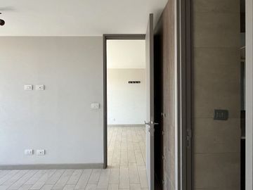 Se vende departamento 1 d. bx, bd, edificio Nuevo.-