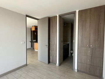 Se vende departamento 1 d. bx, bd, edificio Nuevo.-