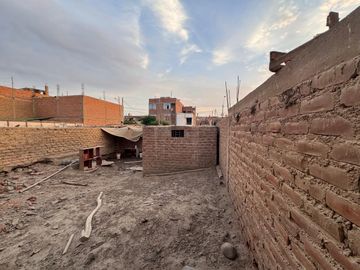 Ocasión!!! Se Vende Casa Con Toda La Documentación En Regla, Inscrita En Registros Públicos Para Entrega Inmediata.