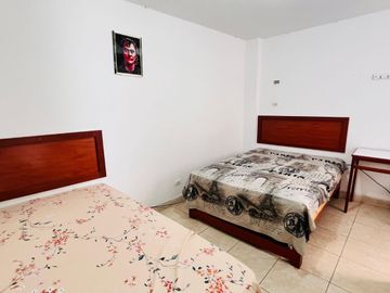 Venta De Casa De 3 Pisos En Huacho