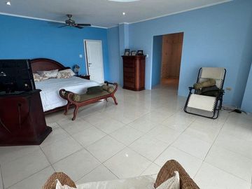 casa frente al mar de venta en portoviejo crucita Y/T