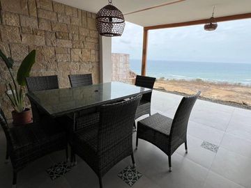 casa de venta en manta zona santa marianita Y/T