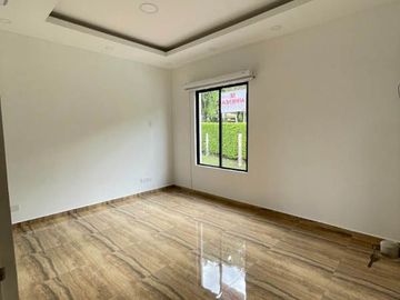 SE VENDE O RENTA CÓMODA CASA EN CONDOMINIO TULCÁN PEREIRA
