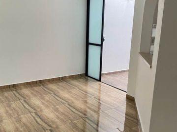 SE VENDE O RENTA CÓMODA CASA EN CONDOMINIO TULCÁN PEREIRA