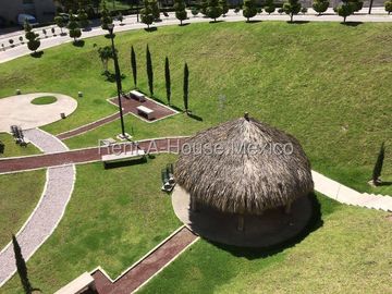 Venta Departamento en condominio con vigilancia en Huixquilucan 25-2072