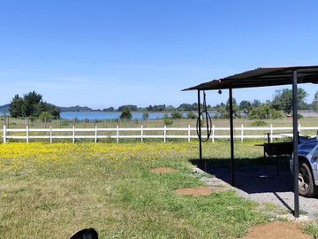 Vende casa 3D + cabaña con acceso directo y vista en Lago Colbun Machicura