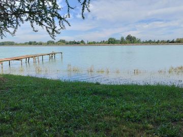 Vende casa 3D + cabaña con acceso directo y vista en Lago Colbun Machicura