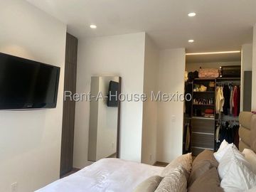 Vendo Departamento en Río San Joaquín, Ampliación Granada, CDMX 25-2372AVC
