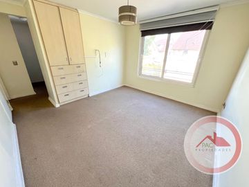 Tu nuevo hogar te espera! Con amplio patio y en condominio.