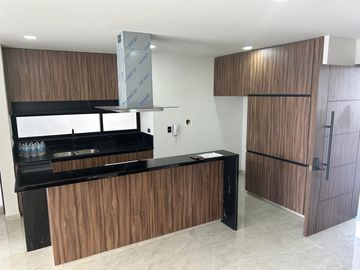 Venta Casa Parque Chiapas, Lomas de Angelópolis Cascatta