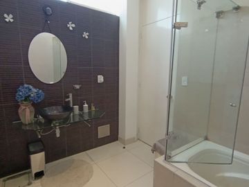 Departamento de Lujo en Magdalena – 3 Dorms con baño, Terraza con Cascada y Jacuzzi Privado