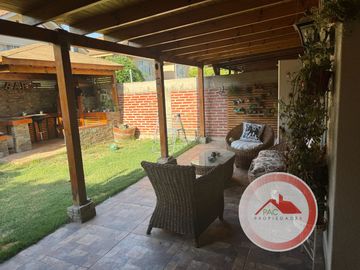 Casa en venta Condominio 4 dormitorios
