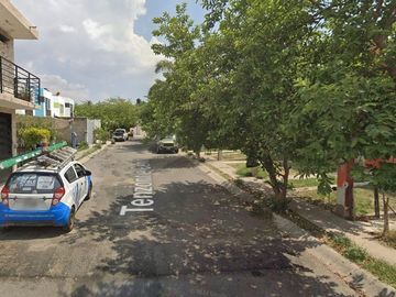 OPORTUNIDAD!! Casa Adjudicada en Remate Bancario, Paseo del Pedregal, Tonala, Jalisco
