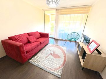Excelente departamento en interior condominio