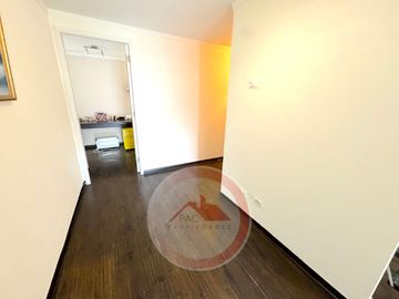 Excelente departamento en interior condominio