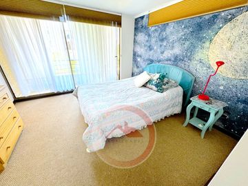 Excelente departamento en interior condominio