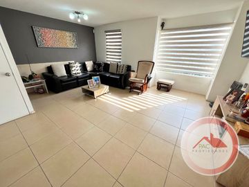 Impecable casa en microbarrio residencial