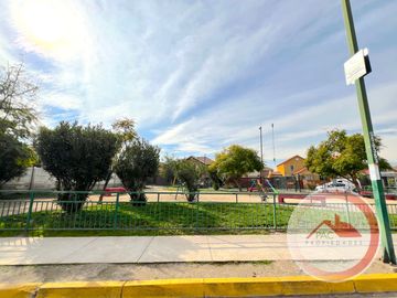 Impecable casa en microbarrio residencial