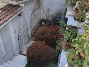 Descubre tu próximo hogar en Urbanizacion Vista Alegre, Santiago de Surco, Lima