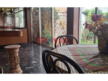 Descubre tu próximo hogar en Urbanizacion Vista Alegre, Santiago de Surco, Lima