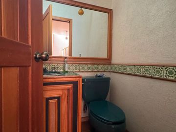 CASA EN VENTA EN CUMBRES DE MORELIA – ELEGANCIA, ESPACIOS AMPLIOS Y EXCELENTE UBICACIÓN